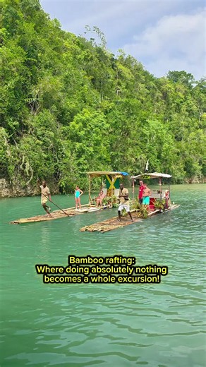 🌴🇯🇲 Looking for the perfect Jamaican experience? 🛶✨ Enjoy relaxing river views, amazing vibes, and unforgettable memories with your loved ones! 💚 Bamboo rafting is fun, family-friendly, and a must-do while in Jamaica! 🇯🇲😍 📩 Book your experience with Jamaica with Jess! #moonpalace #riverrafting #moonpalacejam#bamboorafting #thingstodoinjamaica