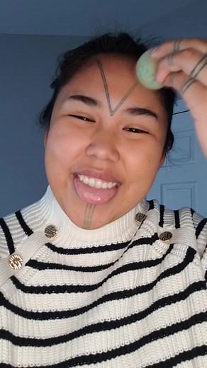 Traditional Inuit Hair Loops Tutorial