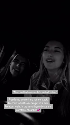 I started digital marketing alongside my 9–5, and it’s changed how I think about income completely💥 If you’ve been curious, DM me “LEARN” and I’ll send you my free beginner guide. No pressure, just information🌟 #makingmoneyonline #digitalmarketing #sidehustle #forupage