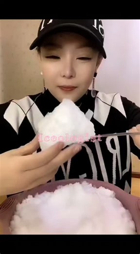 iceyyypie 🧊🎀 | Squeaky ice series 2/10 💘 | Instagram