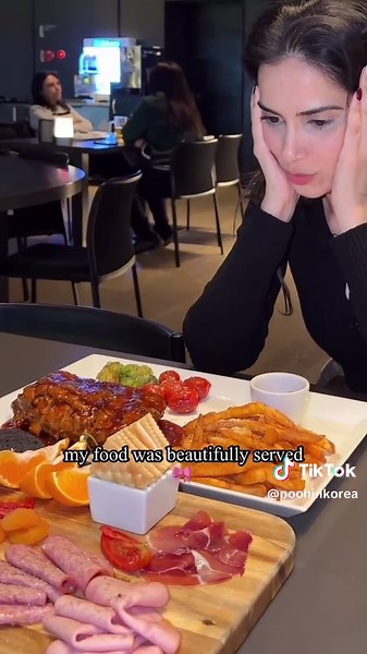 Pooh in Korea, but in Busan 😎 #Korea #PoohinKorea #Busan