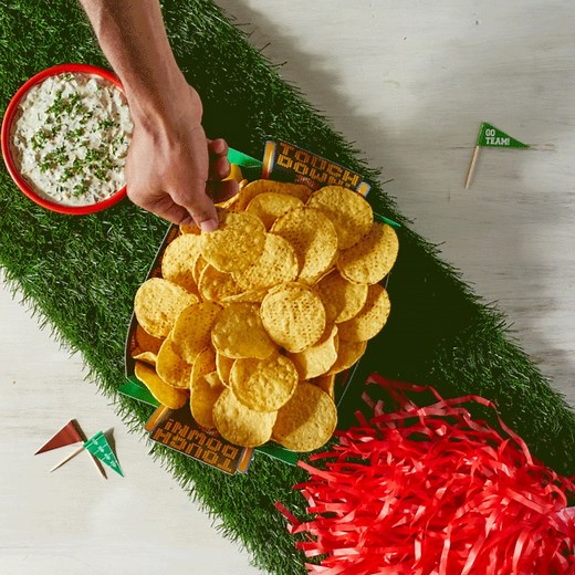 FACT: Whether you’re playing guest or host this time, find a stadium’s worth of options for the watch party at Smart & Final 🏟️🌮 We even deliver!​ https://bit.ly/3ZS2zYg | Smart & Final