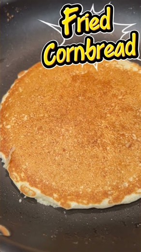 How to Make Southern Fried Cornbread | Crispy Hoe Cakes 🤎 #shorts #FriedCornbread #southernfood#food