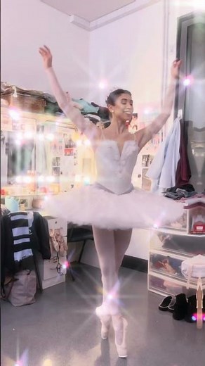 A fairy tale transformation like no other - The Royal Ballet's Cinderella (Yasmine Naghdi)