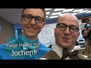 Fliege binden – mit Jochen vom Modeatelier Inge Szoltysik