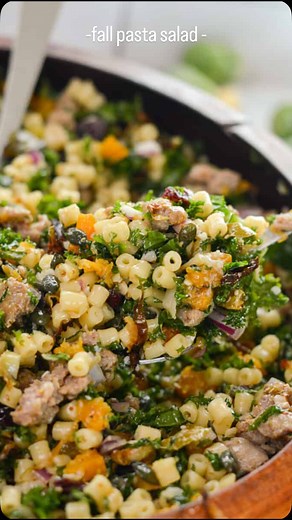Nicole Addison, RD, MHSc on Instagram: "FALL HARVEST PASTA SALAD 🍂✨ Who says pasta salad is just for summer? This fall harvest version is balanced with protein, fiber, healthy fats, and carbs and is the easiest way to bring cozy fall flavours into your lunch rotation!!!! It’s packed with seasonal produce, and made with sturdy veggies that won’t get soggy, making it perfect for meal prep!! All you need is ⬇️ - ditalini pasta - butternut squash - brussel sprouts - s + p - olive oil - turkey sausa