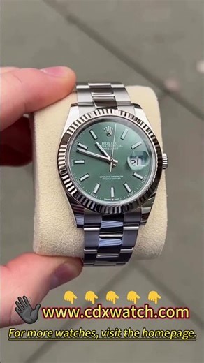 Christmas Watch Magic is HERE! Limited Stock Gifts.