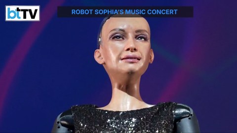 Sophia robot performs live with orchestra in Hong Kong AI concert