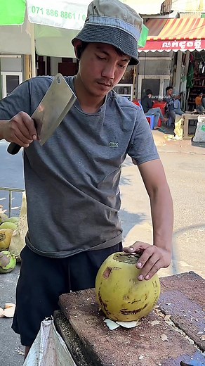 Super Fast Coconut Fruit Cutting Skills Master #coconut #fyp #viral #tiktokfood