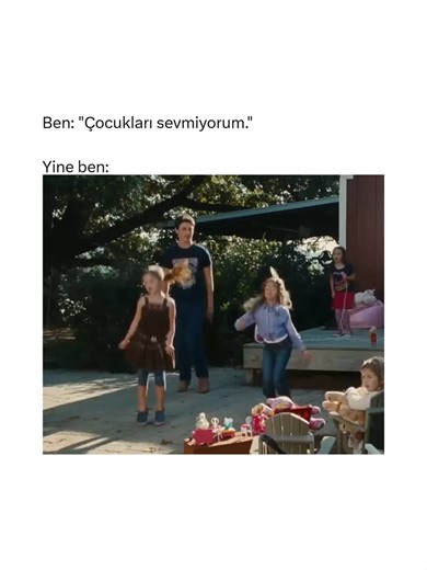 Footloose (2011) İlginç Bilgi: 1984 yapımı aynı adlı filmin yeniden çevrimidir ve filmdeki dans sahneleri oldukça gerçekçi görünsün diye oyuncuların çoğu çekimlerden önce haftalarca yoğun dans eğitimi almıştır. Başrolde Ren karakterini canlandıran Kenny Wormald aslında profesyonel bir dansçı olduğu için filmdeki birçok zorlu dans sahnesini dublör kullanmadan kendisi gerçekleştirmiştir. Ayrıca filmde kullanılan bazı mekanlar gerçekten küçük Amerikan kasabalarında çekilerek hikâyedeki “dansın yasa