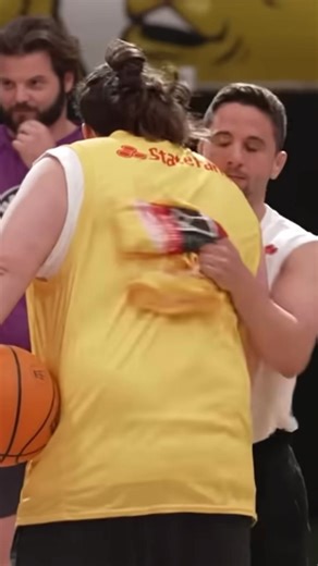 Give ME KB #hoopdreams #ballislife #barstool | bar stool