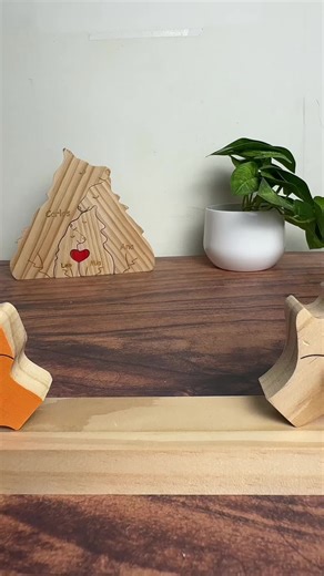 The best gift for a family of five 🥰 #family #wood #gift #familylove #woodart