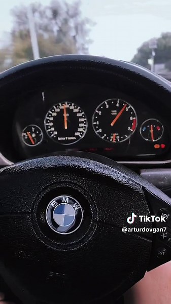 Exploring the Elegance of the BMW E38 Model