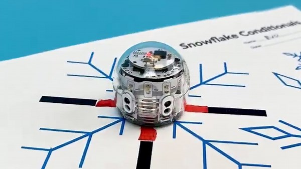 Introducing Snowflake Conditionals, our latest STEAM activity for grades 3-5! Students will use Ozobot Blockly to create a conditional program that allows Ozobot to react to each unique snowflake color. Get ready to embark on a snowy adventure ❄️🤖 Available in classroom.ozobot.com! #CodingAdventure #edtech #ozobot #evo #steam #stem #coding #ozobotblockly #colorcoding #python #ozobotclassroom | Ozobot
