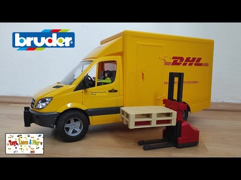 Bruder Mercedes Benz Sprinter DHL, Unboxing