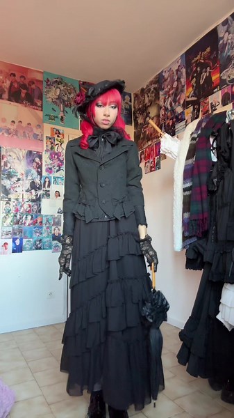 Gothic Elegant Aristocrat Makeup Tutorial