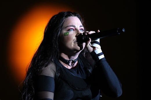 Amy Lee Confirms New Evanescence Album for 2026