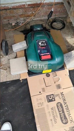 Lidl Parkside PMRDA 20-Li Robot Lawn mower docking