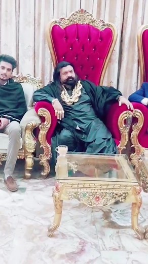 abonțivă pe contul de youtube bobby de la Oradea #bobby_de_la_oradea #bobby❤️dispercialul❤️al👑gaboriloriii❤️👑 #gabor #bobby❤️de👑la😱oradea🦁 #🥇