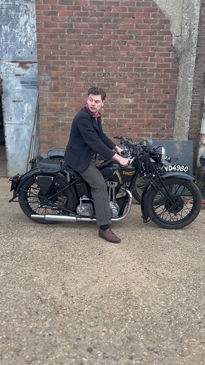 Blighty Militaria on Instagram: "Got this 1935 Triumph 350 back on the road yesterday! #classictriumph #triumphmotorcycles #triumphmotorcycle #classicmotorcycle #vintagemotorcycle #vintagemenswear #vintageootd #truevintageootd #britishmotorcycles #britishmotorcycle #heritagestyle #ruggedstyle #cc41 #bikeriders #motorcycleofinstagram #motorcyclelife #blightymilitaria"
