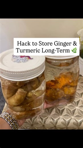 Geeta Ki Kitchen | Home Cook 👩‍🍳| Recipe Developer | YouTuber on Instagram: "Keep Ginger & Turmeric Fresh for months Tired of ginger and turmeric drying out too soon? Try this simple kitchen hack to keep them fresh and full of flavor for months #KitchenHacks #Ginger #Turmeric #FoodTips #HealthyLiving"