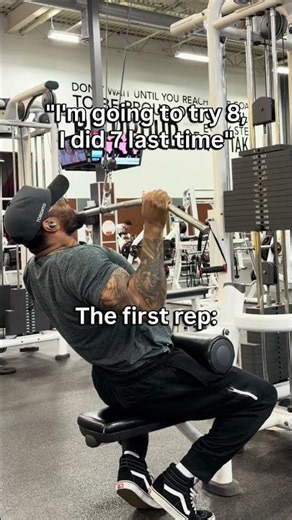 Great now my shoulder hurts #gymshorts #funny #gymhumor #gymfail
