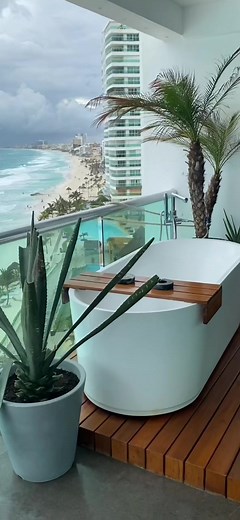 Penthouse Airbnb in Cancun 🇲🇽 #travelbucketlist #airbnbfinds #airbnb #mexico #cancun #cancunmexico #travel #travellife #SimlishSessions #fyp #