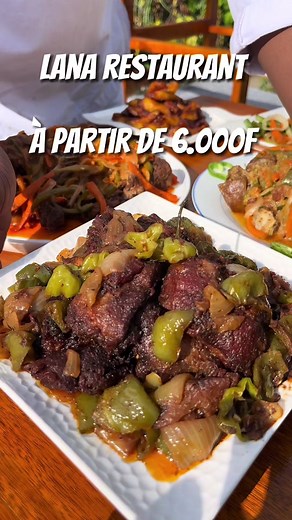 Restaurant Lana Abidjan: Gastronomie Ivoirienne dans un Cadre Plein Air