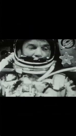 Inside John Glenn’s Capsule During His Historic Flight 🚀 (1962)