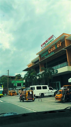 Finally back to work and officially North-based! Time to hit the roads of Ilocos Sur and bring you more swim, bike, and run content. New routes, new adventures, and more training videos coming your way! 🚴🏃🏊 #fypシ #triathlon #running #ilocossur #cycling