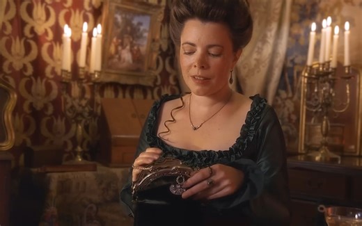 【Moonlight Cottage ASMR】我的包里有什么（英语和法语，轻声细语）