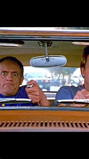 amazing_video_1 on Instagram: "My Favorite Martian (1999) - One human, one alien, and total intergalactic chaos. When TV reporter Tim O'Hara (Jeff Daniels) stumbles upon a crashed spaceship, he discovers its pilot - a sarcastic alien named "Uncle Martin" (Christopher Lloyd) - stranded on Earth. Instead of turning him in, Tim decides to help him fix his ship... but things quickly spiral out of control. Between invisibility suits, talking spacesuits, and alien tech gone wild, Earth becomes a playg