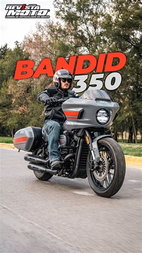 2.2K reactions · 222 shares | ️ Dinamo Bandid 350, estilo bagger con esencia rebelde. Ágil en ciudad, potente en carretera, y equipada con frenos ABS y maletas rígidas para viajar sin límites. Una moto hecha para destacar. | Revista Moto | Facebook