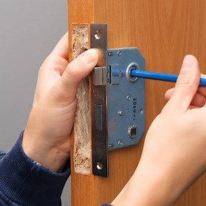 3.2M views · 6.2K reactions | Do It By Yourself! Door Lock Installation Tip | Genius Panda | Facebook