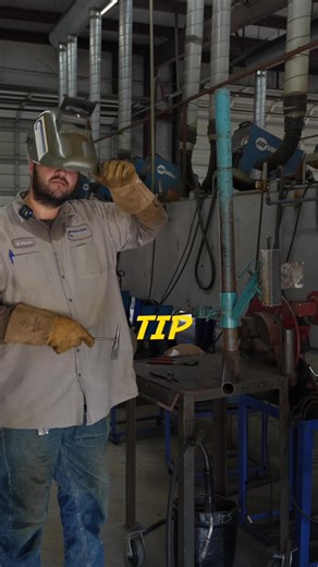 TIP OF THE DAY!!! Know how to use your chipping hammer properly💪🏻