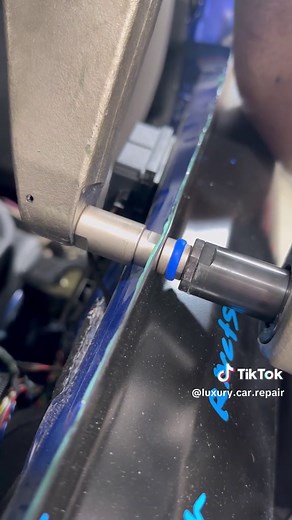 Self piercing rivets (SPR) going into this quarter panel replacement. Glue and rivets is get more more popular in the motor industry over the last couple of years. Do you like this process ??? • #glueandrivets #rivets #autobody #bodyshop #bodyshoplife #luxurycarrepair #fix #repair #quarterpanel #quarterpanelreplacement #automotive #collision #collisionrepair #collisioncenter