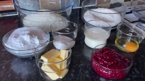 How to make Scottish snowballs