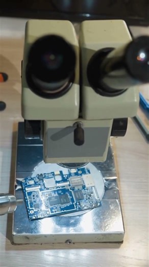 Unearthing the Secrets of a Rusted Nintendo GameCube: Is There Any Gold Left? 🧐