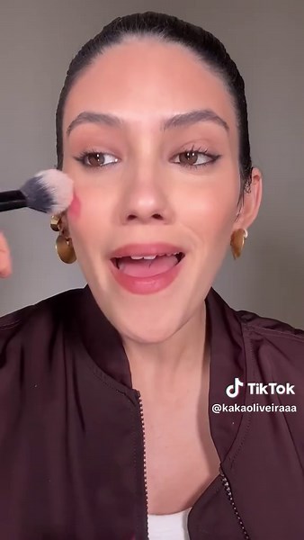 Blush Bisou: Cores Aïssa e Marnie da Violette