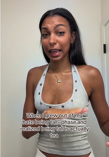 Why Tall Girls Should Love Being Tall: Confidence & Perks