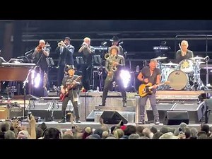 Bruce Springsteen - Born To Run, Seattle WA, 2/27/2023 Live