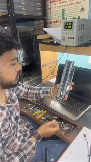 Dell laptop battery change UjjainComputer #explorepage #shorts #viral #computer #minivlog