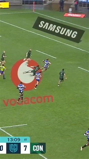 Evan Roos storms over the line 💪