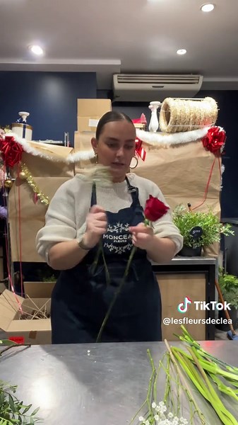 Réalisons ensemble un bouquet Interflora de Noël