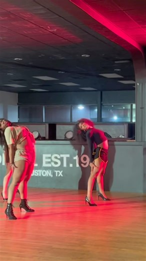 Some clips from class with Cisco!! So much fun 🔥❤️ #dance #heelsdance #houston #meganthestallion