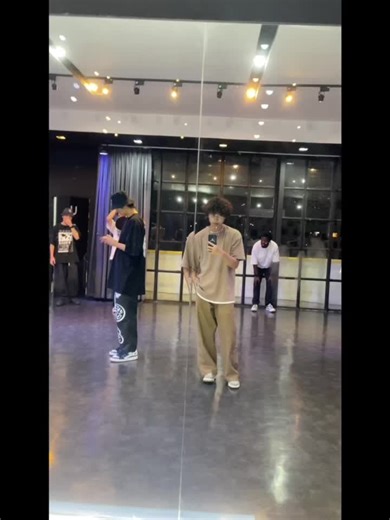 Urban Dance Exploration with Elia in Casual Style