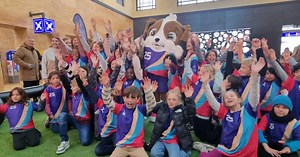 Football. Maddli, la mascotte de l'Euro féminin, 2025 dévoilée à Genève