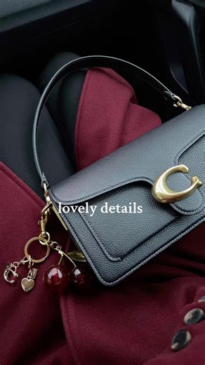 Lovely Details of Coach Bags and Keychain Collections