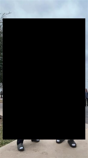 Dance Duo Fails: A Hilarious Mishap