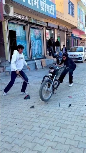 Bike ka Khel khtm ‪@nidhiboora02‬ #trending #funnyvideos #shortvideo